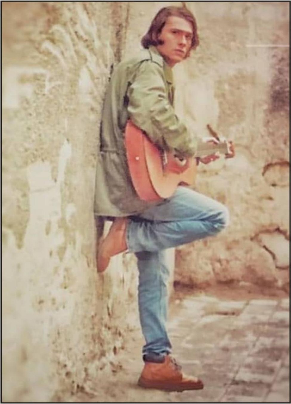Still from Athar Al-Farasheh, directed by Zouheir Kanou